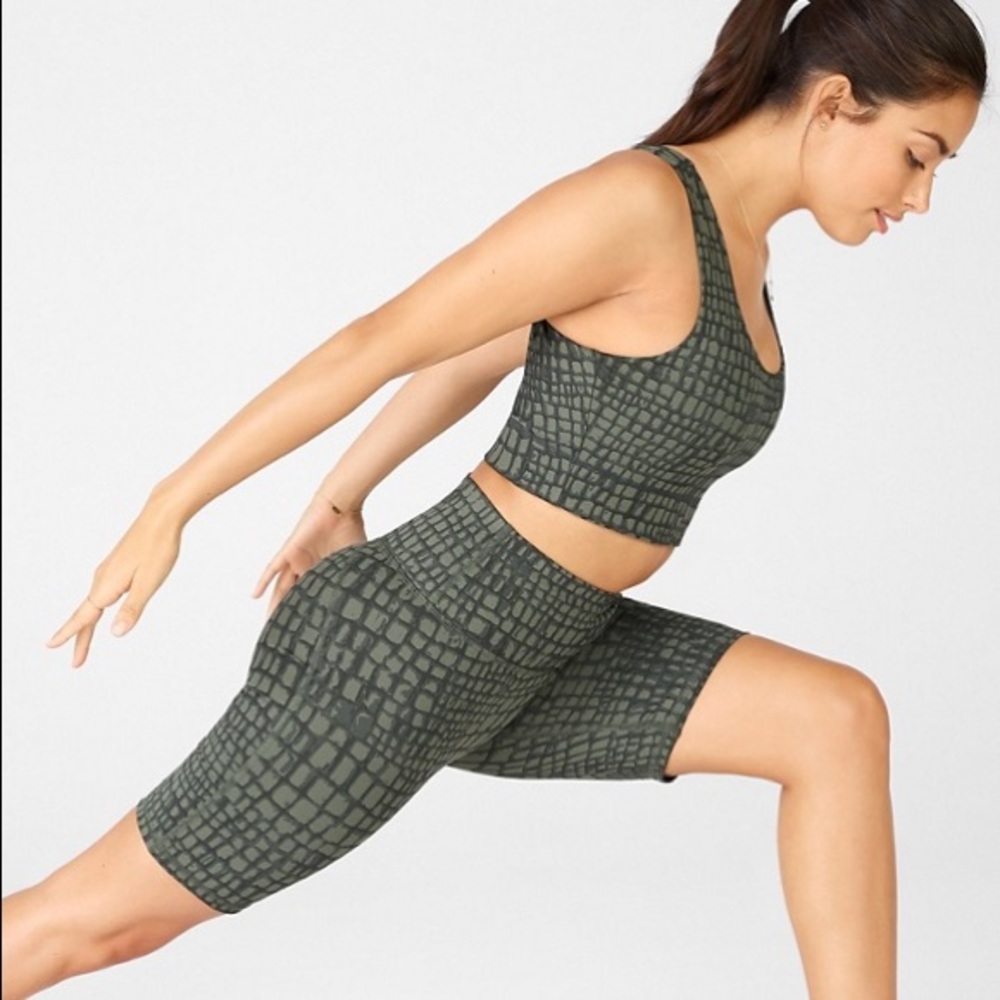 Fabletics High-Waisted Green Printed Biker Short